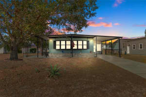 9047 CENTRAL AVENUE, BROOKSVILLE, FL 34613 Sold 02/14/25