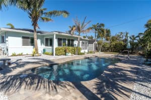 464 87TH AVENUE, ST PETE BEACH, FL 33706 Sold 03/03/25