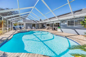 10032 HIGHCREST LANE, NEW PORT RICHEY, FL 34654 Sold 05/13/25