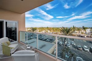 880 MANDALAY AVENUE, CLEARWATER BEACH, FL 33767 Sold 01/29/25