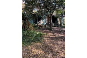 18990 95TH PLACE, OCKLAWAHA, FL 32179 Sold 08/29/25