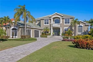 6307 PASADENA POINT BOULEVARD, GULFPORT, FL 33707 Sold 02/07/25