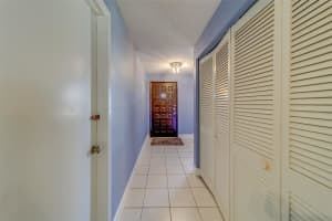 1815 ELMHURST DRIVE, CLEARWATER, FL 33765 Sold 01/17/25