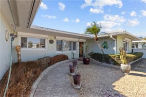 8020 COQUINA WAY, ST PETE BEACH, FL 33706 Sold 02/11/25