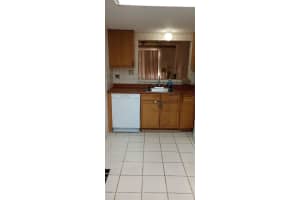 6336 NEWTOWN CIRCLE, TAMPA, FL 33615 Sold 01/17/25