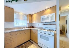 7725 38TH PLACE, ST PETERSBURG, FL 33709 Sold 05/01/25