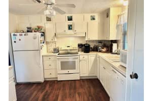 7777 46TH AVENUE, SAINT PETERSBURG, FL 33709 Sold 02/05/25