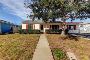 2008 CULBERSON AVENUE, DUNEDIN, FL 34698 Sold 01/28/25