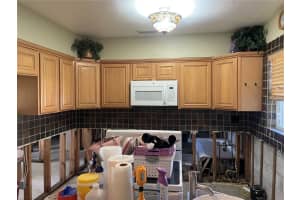 137 LINCOLN CIRCLE, SAINT PETERSBURG, FL 33703 Sold 02/10/25
