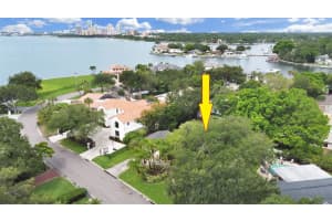 136 BAY POINT DRIVE, SAINT PETERSBURG, FL 33704 Sold 01/21/25