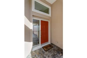 8049 HUTCHINSON DRIVE, NEW PORT RICHEY, FL 34653 Sold 02/13/25