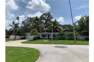 445 Gardenia St, Belleair, FL 33756, Sold 12/16/24