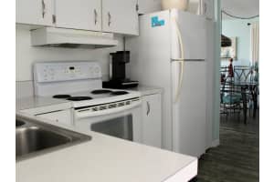 54 PINDO PALM STREET, LARGO, FL 33770 Sold 04/11/25