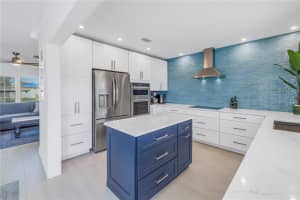 3700 27TH AVENUE, ST PETERSBURG, FL 33713 Sold 01/31/25