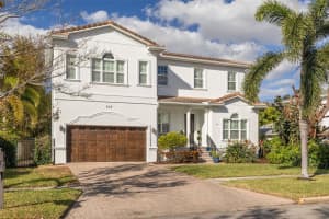 534 SUWANEE CIRCLE, TAMPA, FL 33606 Sold 05/20/25
