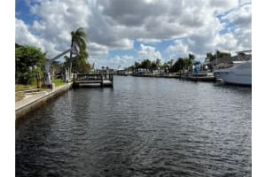 914 SAGO PALM WAY, APOLLO BEACH, FL 33572 Sold 01/16/25