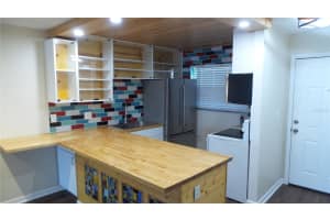 1301 HERCULES AVENUE, CLEARWATER, FL 33764 Sold 02/28/25