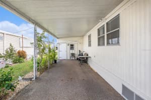7490 46th Ave N #302 St Petersburg, FL 33709 - Off Market