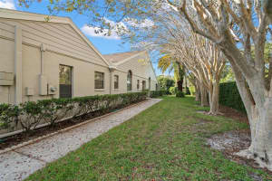5577 SALEM SQUARE DRIVE, PALM HARBOR, FL 34685 Sold 02/07/25