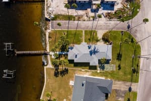 3401 BAYSHORE BOULEVARD, ST PETERSBURG, FL 33703 Sold 01/17/25