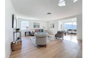 2460 TERRY LANE, SARASOTA, FL 34231 Sold 10/30/25