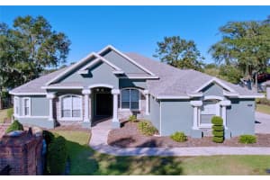 1004 ASHTON WOODS LANE, LAKELAND, FL 33813 Sold 02/18/25