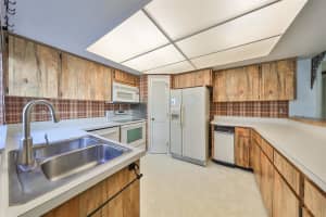 460 WOODLANDS DRIVE, OLDSMAR, FL 34677 Sold 04/21/25
