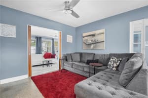 185 22ND AVENUE, SAINT PETERSBURG, FL 33704 Sold 01/16/25