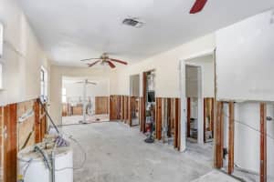 154 81ST AVENUE, ST PETERSBURG, FL 33702 - MLS#MFRTB8331437