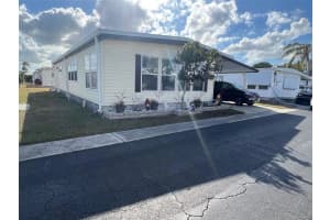 225 ROYAL PALM CIRCLE, LARGO, FL 33778 Sold 08/01/25
