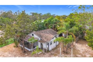 569 DIXIE HIGHWAY, TARPON SPRINGS, FL 34689 Sold 06/03/25