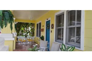 301 HOPE STREET, TARPON SPRINGS, FL 34689 Sold 04/17/25