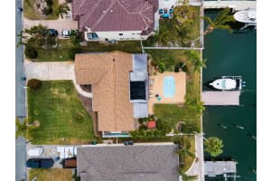 11800 7TH STREET, TREASURE ISLAND, FL 33706 Sold 01/29/25