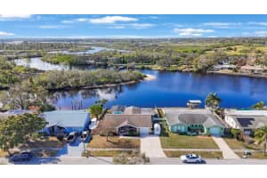 1069 RUSHMORE DRIVE, HOLIDAY, FL 34690 Sold 04/14/25