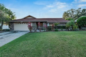 1903 COUNTRY CLUB COURT, PLANT CITY, FL 33566 Sold 05/07/25