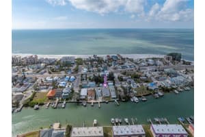 12412 LAGOON LANE, TREASURE ISLAND, FL 33706 Sold 01/24/25