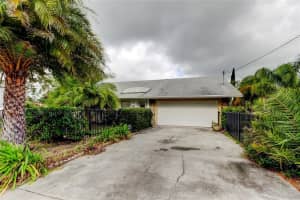 1612 SUNSET DRIVE, TARPON SPRINGS, FL 34689 Sold 07/29/25