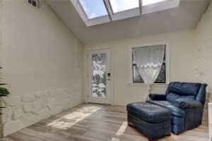 1612 SUNSET DRIVE, TARPON SPRINGS, FL 34689 Sold 07/29/25