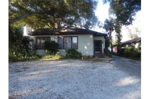 220 PALM DRIVE, LAKELAND, FL 33803 Sold 04/16/25