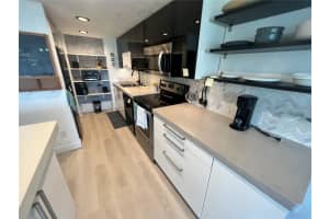 470 3RD STREET, ST PETERSBURG, FL 33701 - MLS#MFRTB8332216