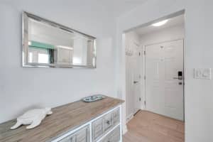 5240 COQUINA KEY DRIVE, SAINT PETERSBURG, FL 33705 Sold 02/06/25