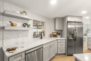 2805 67TH STREET, BRADENTON, FL 34209 Sold 02/28/25