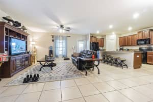 17061 PEACEFUL VALLEY DRIVE, WIMAUMA, FL 33598 Sold 03/21/25