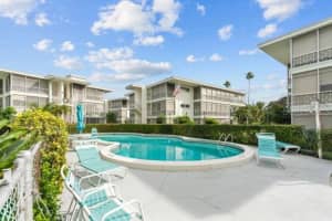 1060 N Shore Dr NE, St. Petersburg, FL 33701, Sold 12/23/24