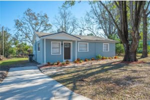 1721 BAYVIEW DRIVE, LAKELAND, FL 33805 Sold 02/07/25