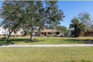 10721 SNUG HARBOR ROAD, SAINT PETERSBURG, FL 33702 Sold 01/22/25