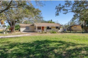 10721 SNUG HARBOR ROAD, SAINT PETERSBURG, FL 33702 Sold 01/22/25