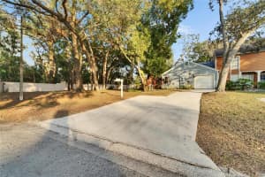 9402 FOREST HILLS CIRCLE, TAMPA, FL 33612 Sold 05/09/25