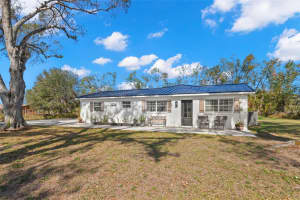 5226 BONITA DRIVE, WIMAUMA, FL 33598 Sold 02/20/25