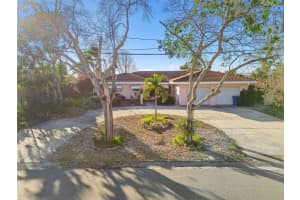 3180 SUNSET DRIVE, SAINT PETERSBURG, FL 33710 Sold 03/31/25
